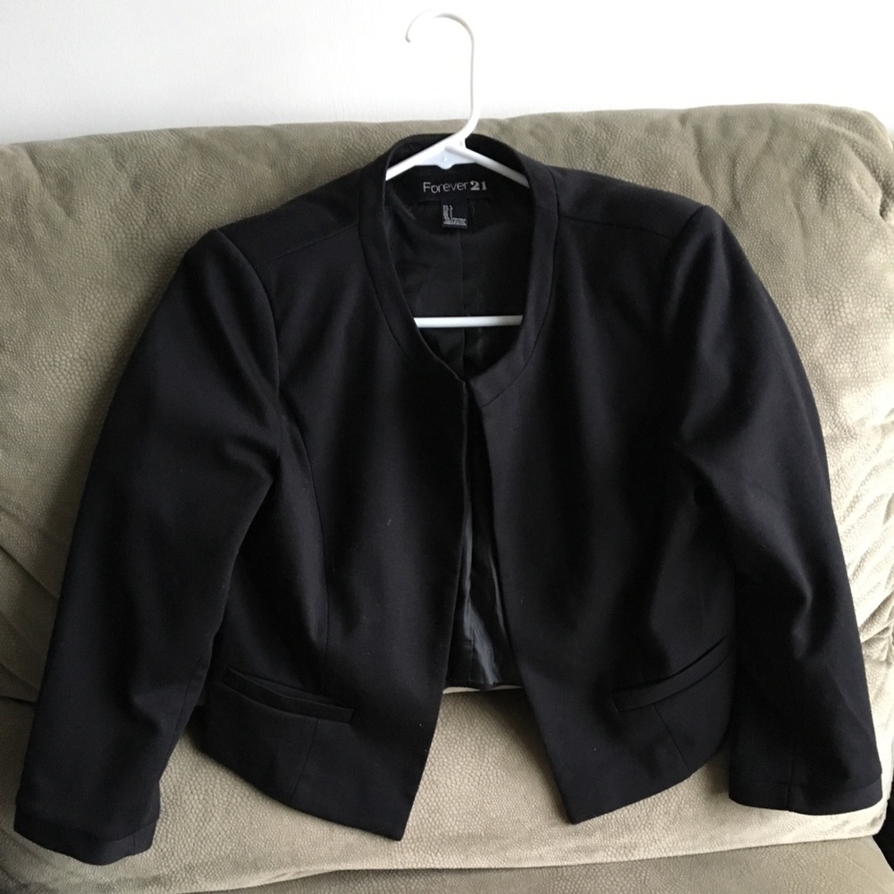 Black Cropped Blazer